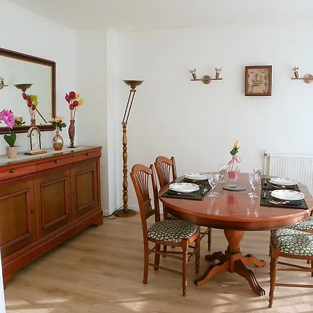 Apartament T3 Lumineux Et Confort De 72 M2 Avec Parking Privatif La Rochelle (Charente-Maritime)