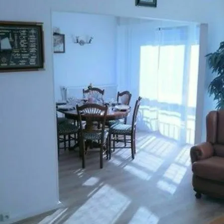 Apartament T3 Lumineux Et Confort De 72 M2 Avec Parking Privatif La Rochelle (Charente-Maritime)