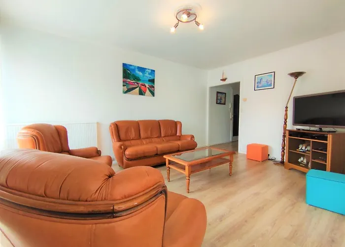 Apartment T3 Lumineux Et Confort De 72 M2 Avec Parking Privatif La Rochelle (Charente-Maritime)