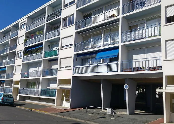 Apartment T3 Lumineux Et Confort De 72 M2 Avec Parking Privatif